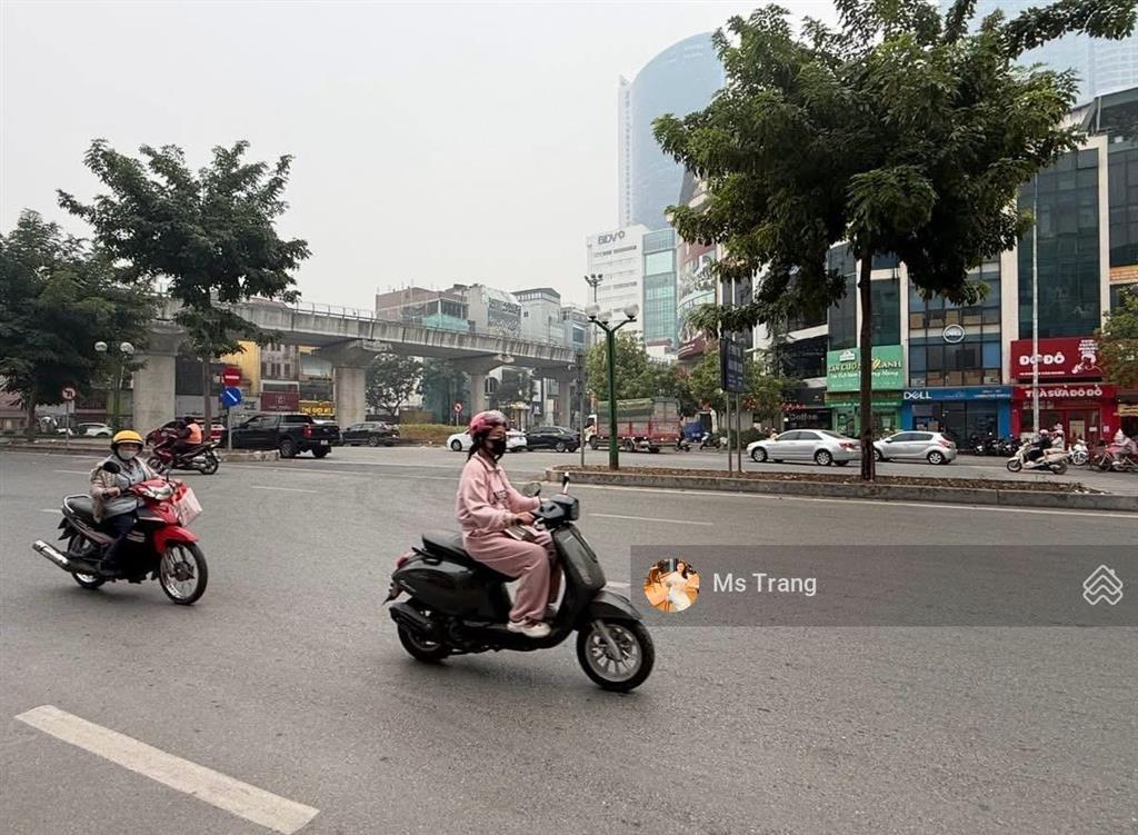 Đất vàng mặt phố nguyễn văn huyên 2 mặt thoáng 240m, mt 13.7m, 94tỷ tt cầu giấy, đầu tư giữ tiền
