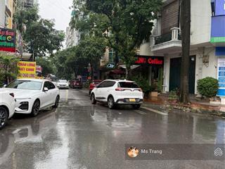 Toà văn phòng dương khuê,lô góc 189m, mt 25m, 9 tầng thang máy,dòng tiền 300tr/tháng, vip cầu giấy