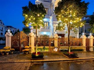 Biệt thự vip kđt việt hưng 259m, mt 32m, thang máy, hồ koi, nội thất xịn, chỉ 90 tỷ long biên