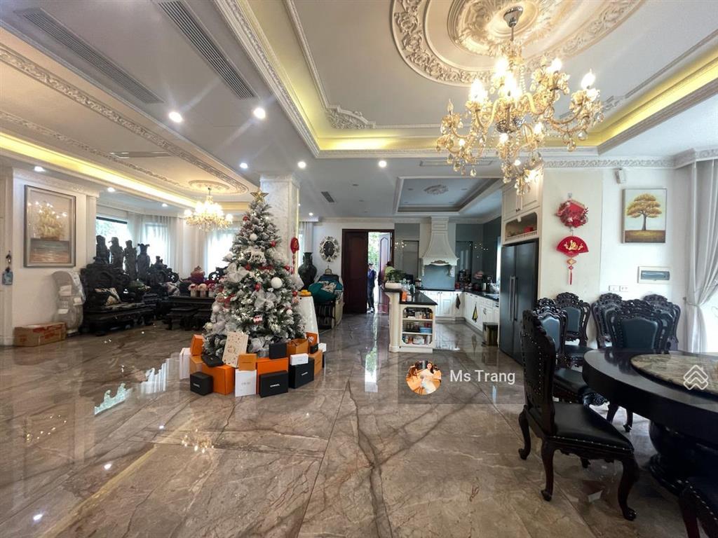 Siêu biệt thự hoa sữa vinhomes riverside view sông lô góc 205m,5 tầng, mt 30m, 145 tỷ long biên