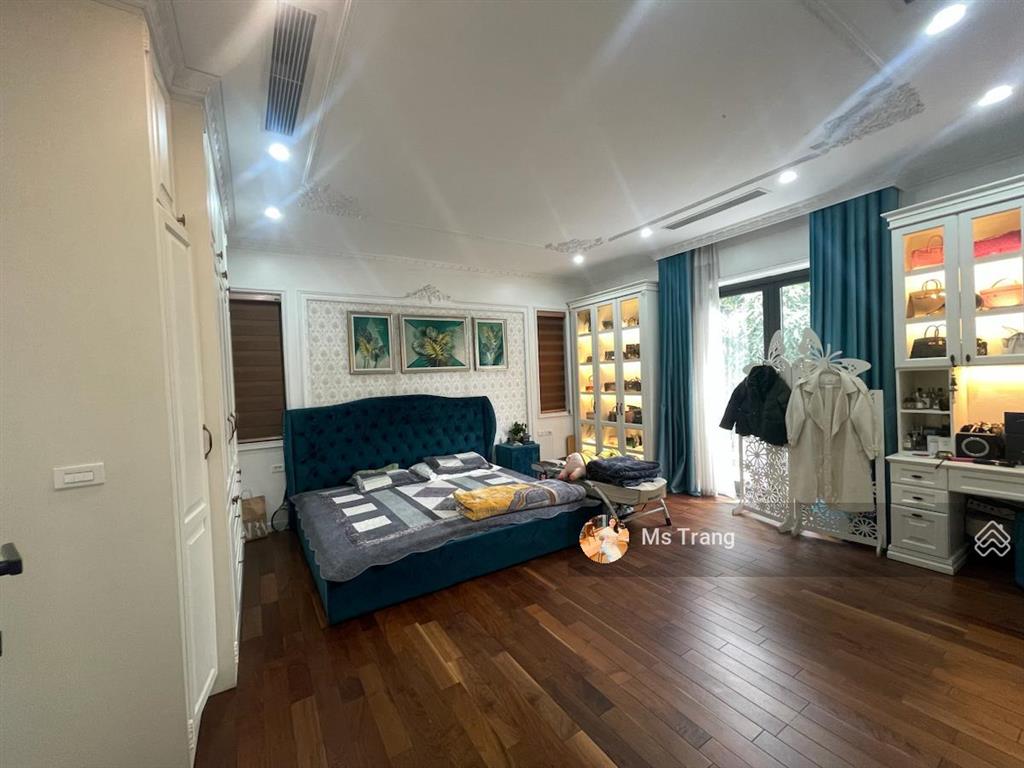 Siêu biệt thự hoa sữa vinhomes riverside view sông lô góc 205m,5 tầng, mt 30m, 145 tỷ long biên