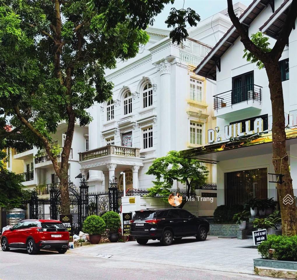 Chủ ngộp bank bán gấp biệt thự bán đảo linh đàm 302m mt 18m view hồ giá chỉ 7x tỷ
