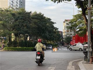 Phân lô trần quang diệu vỉa hè ô tô tránh 97m,4 tầng,mt 10m, chỉ 51 tỷ, gần quận uỷ đống đa thông