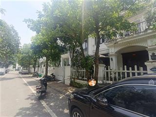 Biệt thự vinhomes riverside 169m2, 4 tầng, mt 10m, hoa anh đào, 75 tỷ long biên sổ đỏ sẵn giaodịch