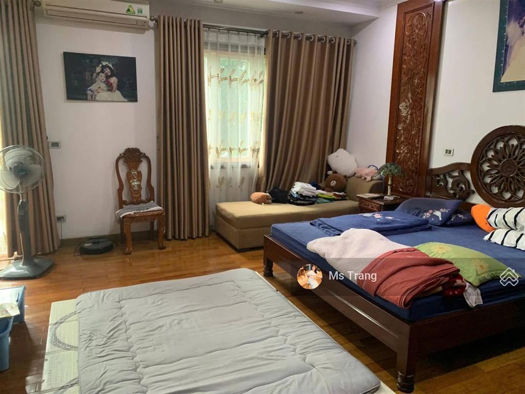 Biệt thự vinhomes riverside 169m2, 4 tầng, mt 10m, hoa anh đào, 75 tỷ long biên sổ đỏ sẵn giaodịch