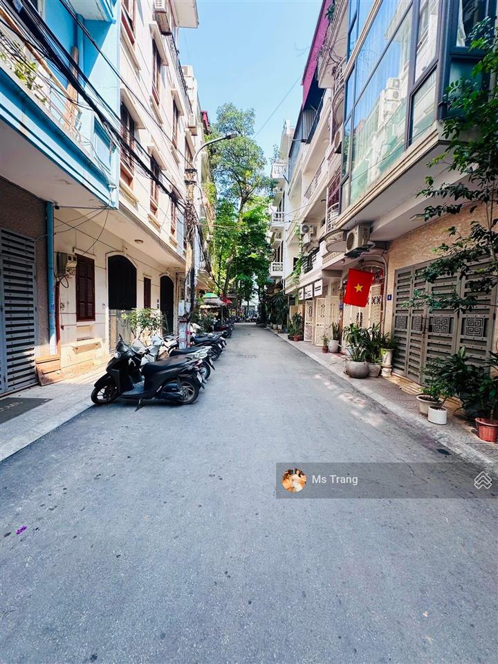 Phân lô trần quang diệu 97m, mt 10m, ôtô tránh,vỉa hè, biệt thự 4 tầng, 51 tỷ đống đa hoàng cầu.