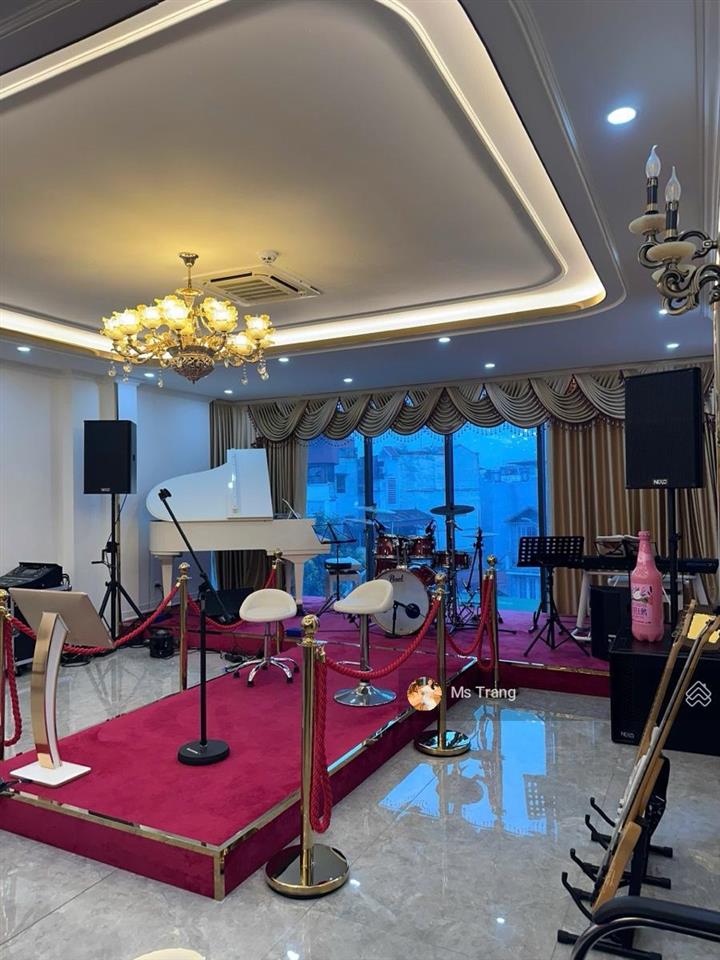 Mặt phố chùa láng 101m, 10 tầng, mt 7m, vỉa hè rộng, dòng tiền 150tr/tháng, chỉ 6x tỷ đống đa