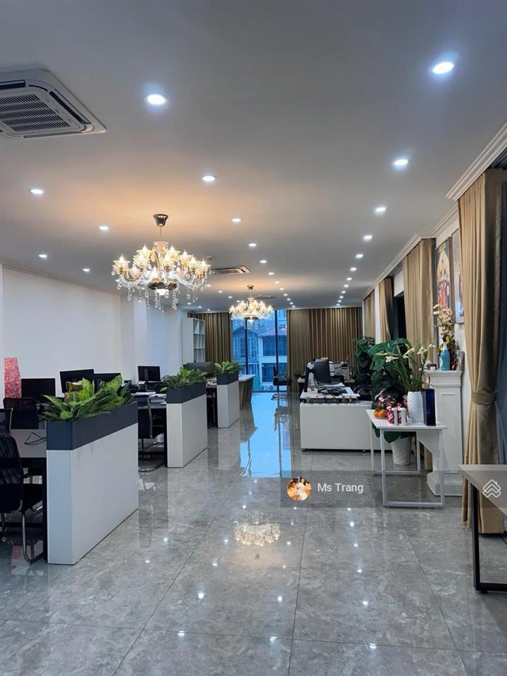 Mặt phố chùa láng 101m, 10 tầng, mt 7m, vỉa hè rộng, dòng tiền 150tr/tháng, chỉ 6x tỷ đống đa