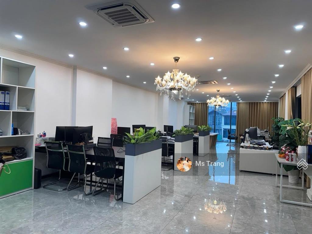 Mặt phố chùa láng 101m, 10 tầng, mt 7m, vỉa hè rộng, dòng tiền 150tr/tháng, chỉ 6x tỷ đống đa