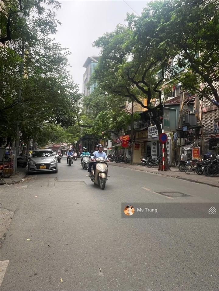 Mặt phố ba đình đẹp hiếm, vỉa hè rộng 125m², gpxd 8 tầng + hầm, đón sóng tăng giá