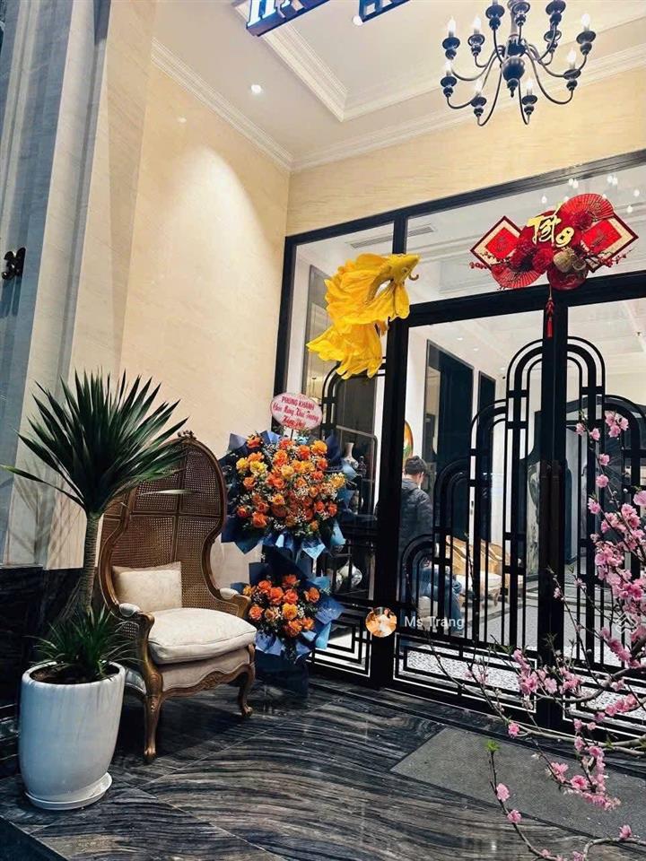 Biểu tượng khách sạn phố cổ hàng thiếc  30 phòng  dòng tiền 600 triệu/tháng  255 tỷ