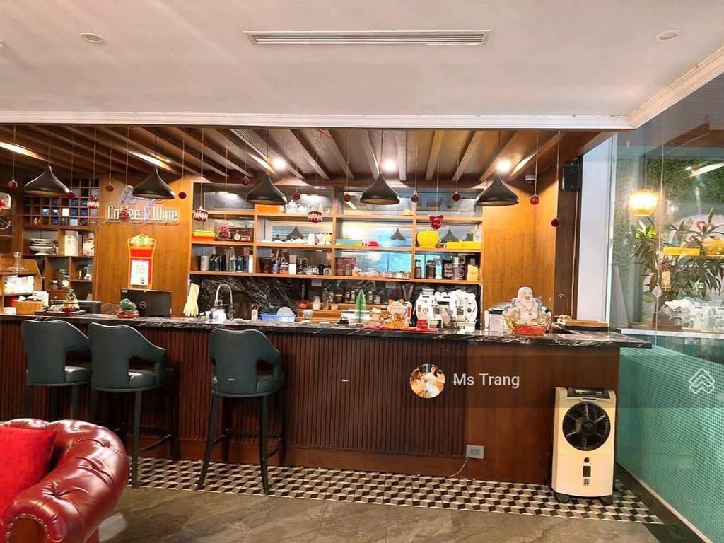 Biệt thự lô góc kđt yên hòa 264m  6t  mt 18m  view vườn hoa  cho thuê 150tr/th  165 tỷ