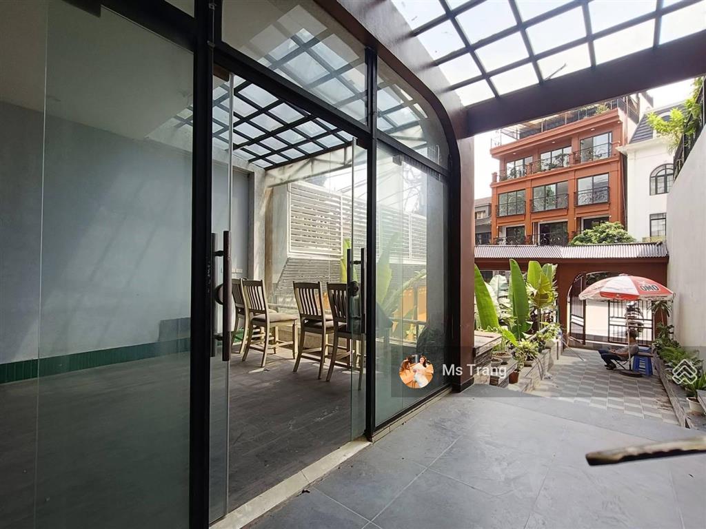 Mặt phố xuân diệu 215m², biệt thự sân vườn 5 tầng, mt 7m, hầm, chỉ 80 tỷ tây hồ