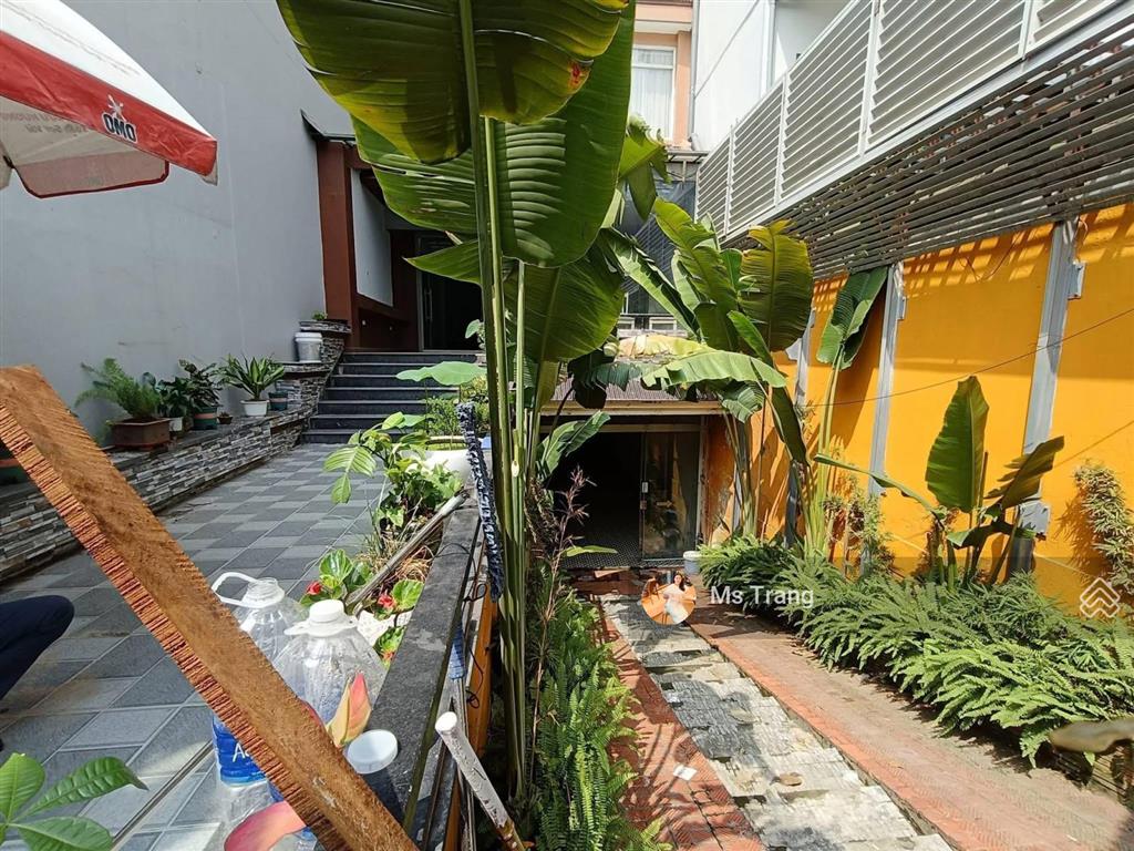 Mặt phố xuân diệu 215m², biệt thự sân vườn 5 tầng, mt 7m, hầm, chỉ 80 tỷ tây hồ