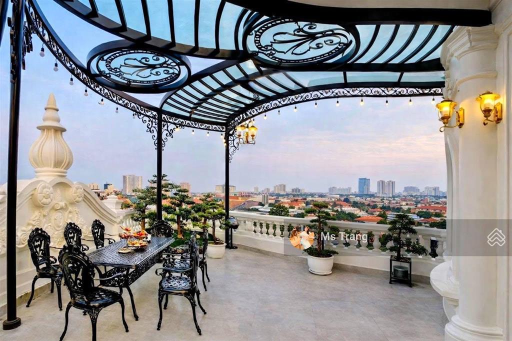 Biệt thự kđt việt hưng 269m², 5 tầng thang máy, mt 32m, sân vườn hồ koi, chỉ 89 tỷ