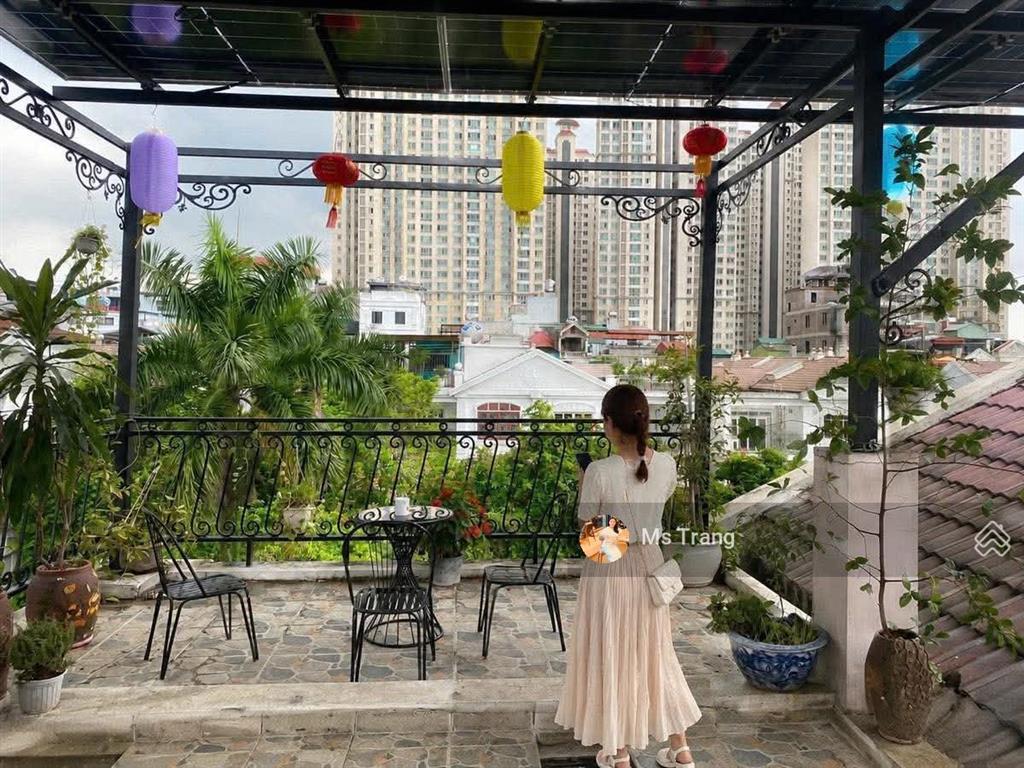 Biệt thự hyundai tô hiệu 189m², mt 10.7m, 4 tầng, view vườn hoa, 54 tỷ hà đông