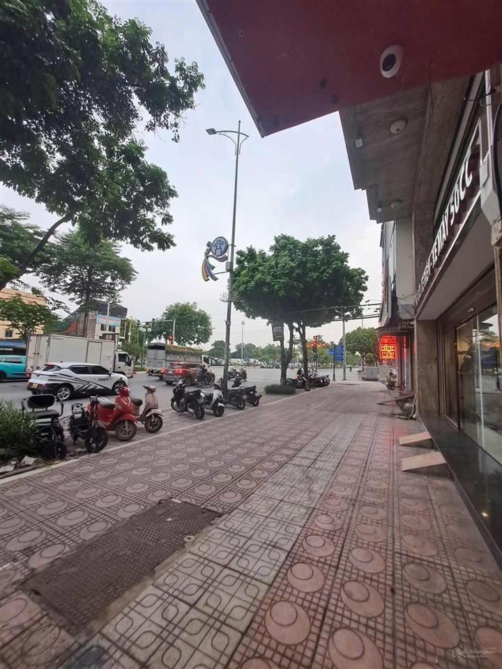 Building mặt phố ngô gia tự 129m², 8 tầng, mt 9m, 2 mặt phố, thang máy, chỉ 74 tỷ long biên