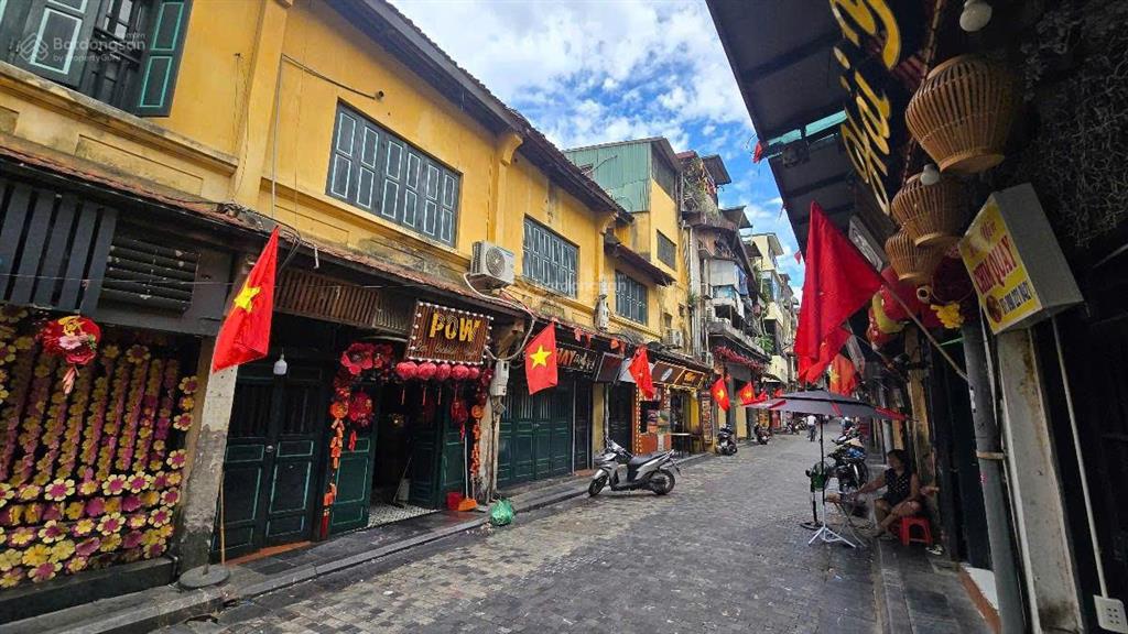 Phố tạ hiện 69m², mt 4.8m, ngã tư vàng, dòng tiền 100tr/tháng, phố cổ hoàn kiếm, 78 tỷ
