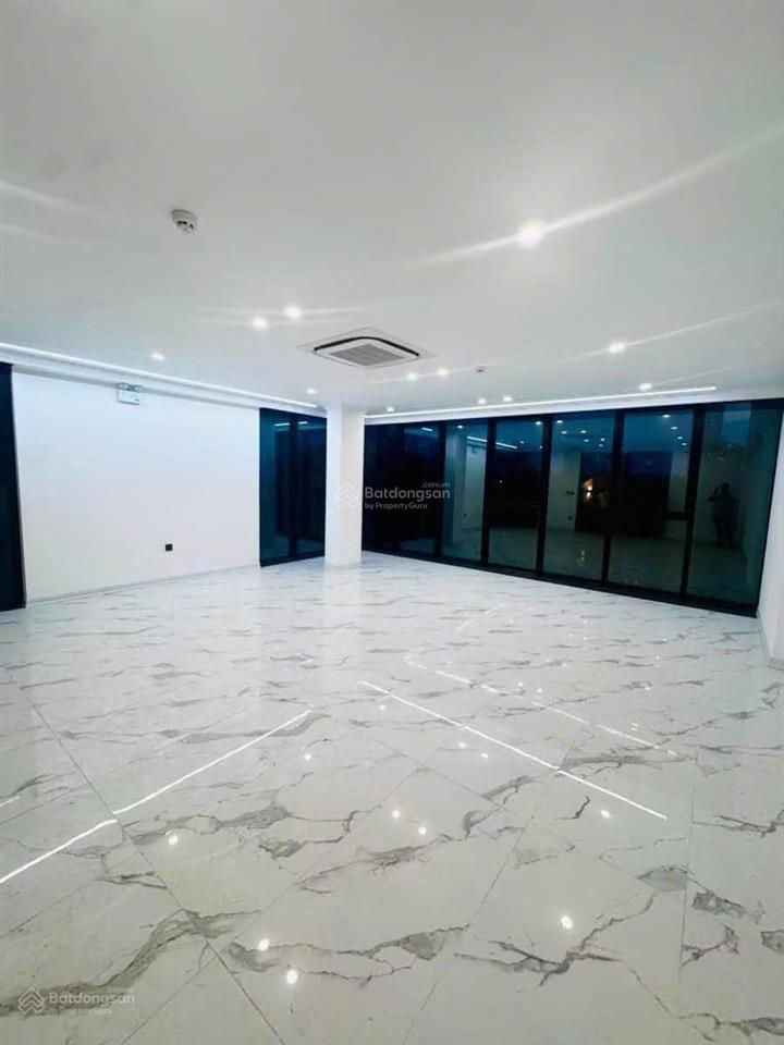 Mặt phố trần vỹ 75m², 8tầng tm, lô góc, view hồ, chỉ 41tỷ, cầu giấy