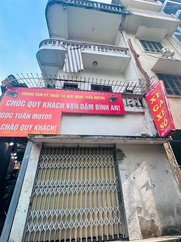Bán đất mặt phố hoàng ngân 165m lô góc 3 mặt thoáng mt 31m dòng tiền 100tr/tháng chỉ 82 tỷ