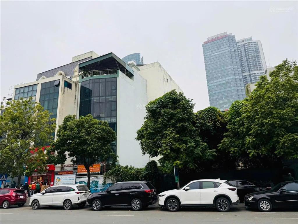 Mặt phố nguyễn văn huyên 389m, mt 15m, 2 mặt thoáng, vỉa hè rộng, 218 tỷ