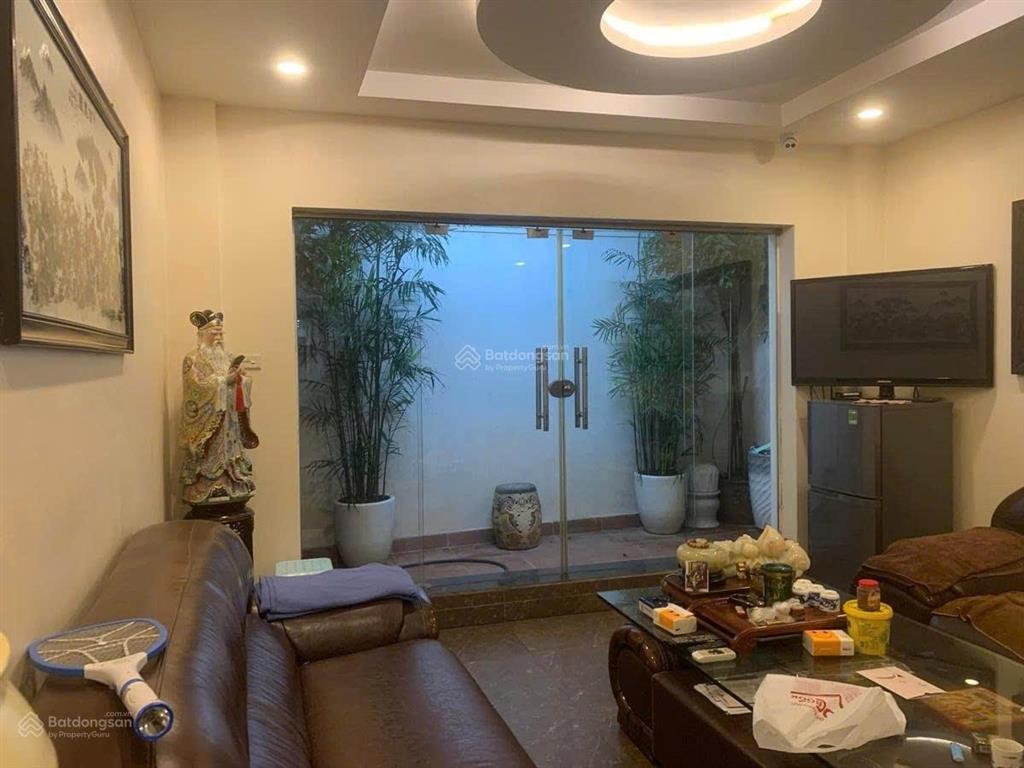 Nhà mặt phố cát linh 115m, 7 tầng, chỉ 32 tỷ, kinh doanh sầm uất, đống đa giáp phố cổ, vị trí đẹp