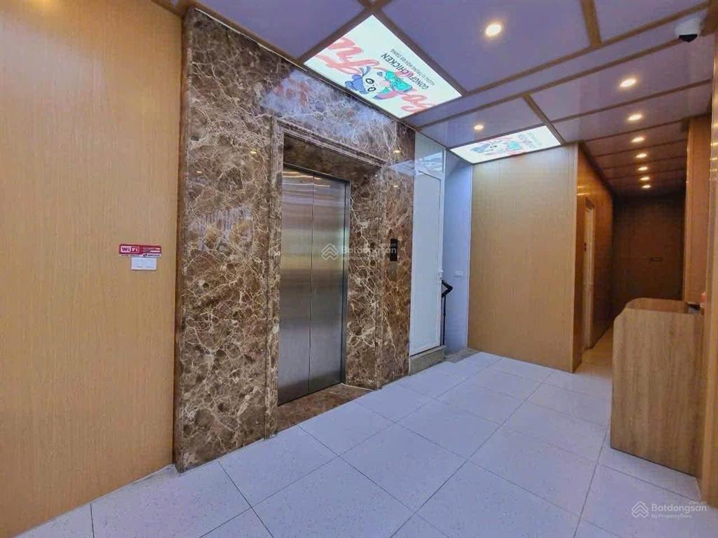 Mặt phố trần khát chân 88m², mt 5,7m, 5tầng thang máy, kinh doanh đỉnh, dt 1tỷ/năm, hai bà trưng