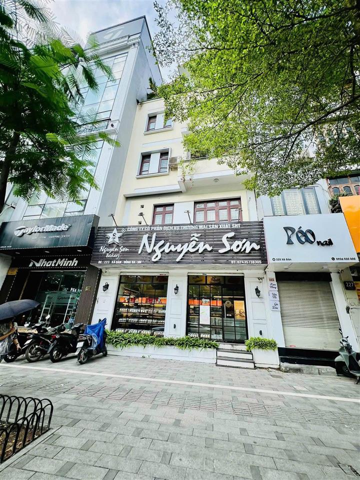 Mặt phố xã đàn 55m², mt 7,5m, 5 tầng, 2 mặt thoáng, vỉa hè rộng, kinh doanh 41 tỷ đống đa
