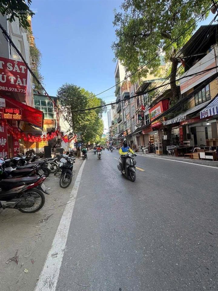 Bán tòa nhà mặt phố la thành 95m² 9 tầng 2 mặt thoáng 52 tỷ ba đình