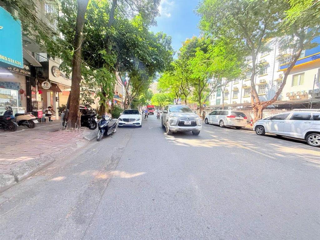 Bán nhà nguyễn thị định 95m² 7 tầng mặt tiền 14m ba mặt thoáng thang máy 93 tỷ cầu giấy