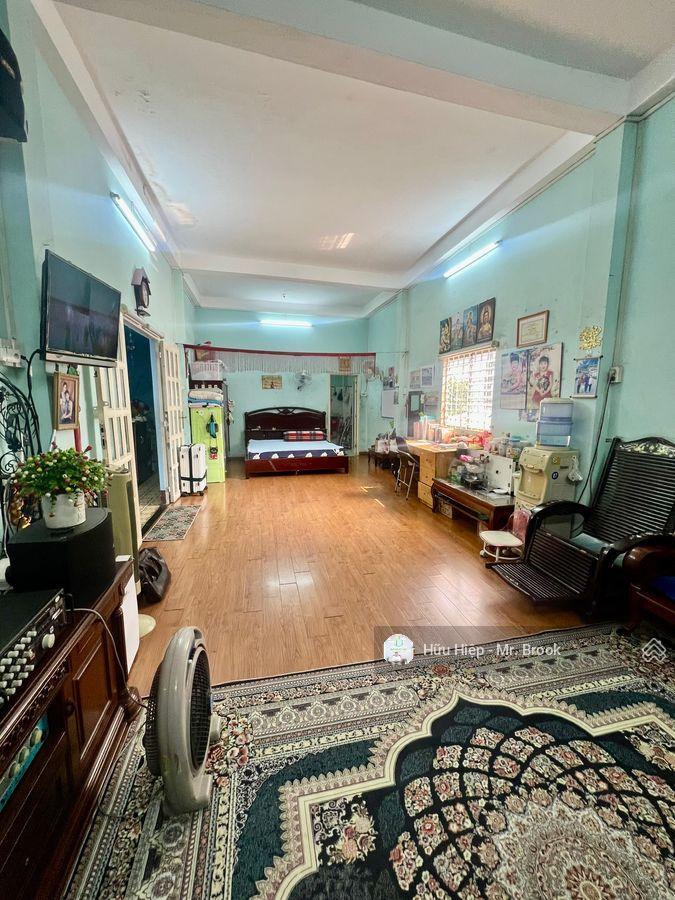 Mặt tiền âu dương lân quận 8 giá rẻ 22,5 tỷ  chỉ 173 triệu/m², thấp hơn thị trường