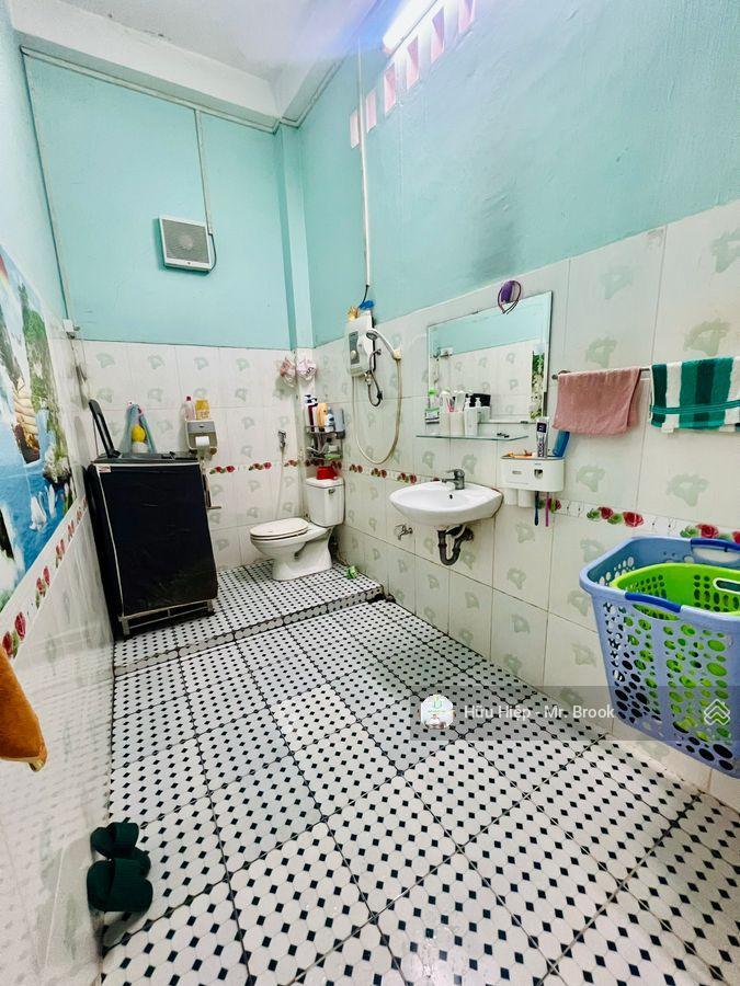 Mặt tiền âu dương lân quận 8 giá rẻ 22,5 tỷ  chỉ 173 triệu/m², thấp hơn thị trường