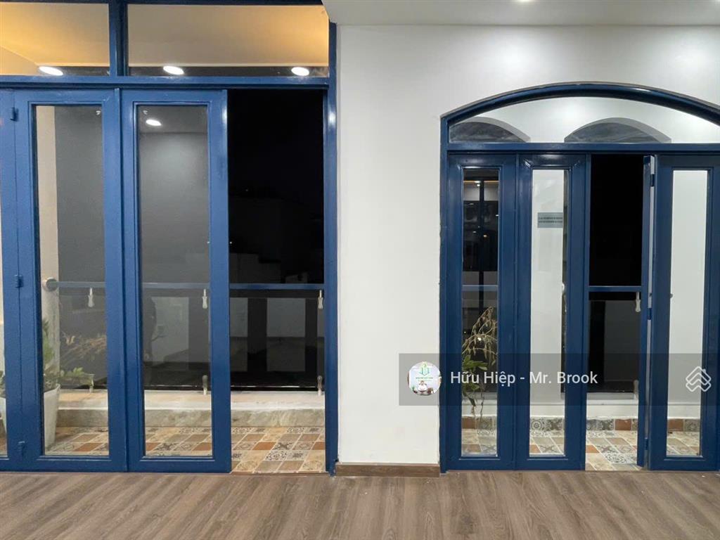 Tết an cư trung tâm phú nhuận  gần nguyễn văn trỗi  nhà mặt tiền, ngang 6m, thang máy, hồ bơi