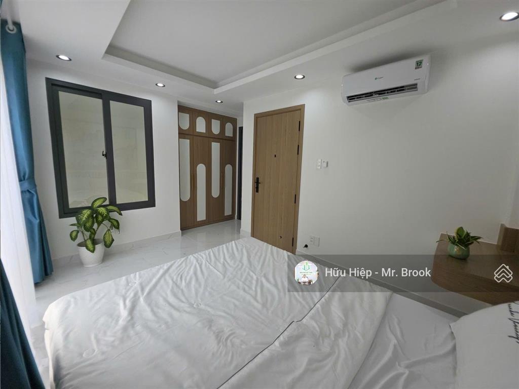 Đón tết an cư nhà mới khu phan xích long, phú nhuận  hẻm xe hơi, 5pn, full nội thất, ở ngay, 9,5tỷ