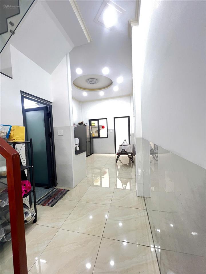Nhà mới 4 tầng hậu giang quận 6, cách mặt tiền 10m, 55.8m², 4pn, view kênh thoáng mát, giá 6.5 tỷ