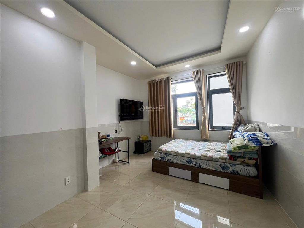 Nhà mới 4 tầng hậu giang quận 6, cách mặt tiền 10m, 55.8m², 4pn, view kênh thoáng mát, giá 6.5 tỷ