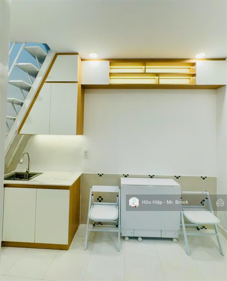 Bán nhà phú nhuận 2,3 tỷ có hộ khẩu sài gòn, hẻm xe tải, sổ hoàn công đủ, không quy hoạch, lộ giới