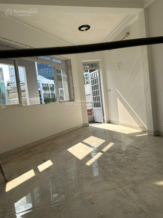 Mặt tiền khu trung tâm tân định, quận 1  4 tầng, dtsd 173m2, giá ~297tr/m² rẻ hơn thị trường 30%