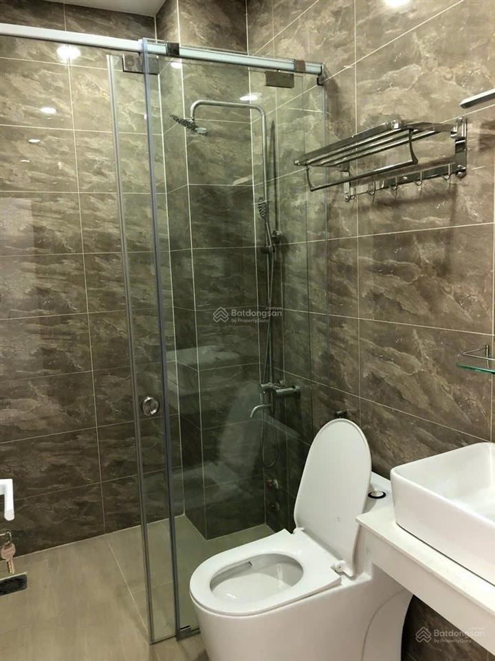 Bán nhà căn góc trần phú quận 5  ngang 5.1m hiếm, dòng tiền 400tr/năm, sát mặt tiền, giá 9,29 tỷ