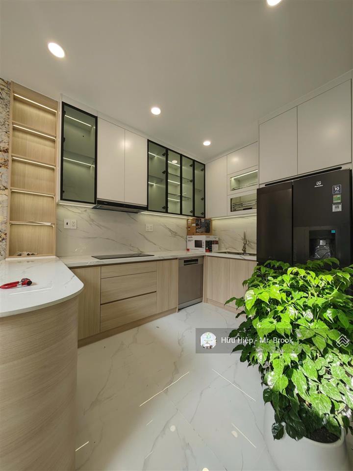 Nhà đẹp an cư nguyễn đình chiểu, trung tâm quận 3  4 tầng, 3pn, nở hậu, full nội thất, giá 8,68 tỷ