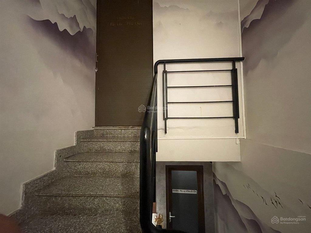 Mặt tiền hồ hảo hớn quận 1, giá rẻ hiếm, dòng tiền sẵn, đầu tư giữ tiền cực tốt