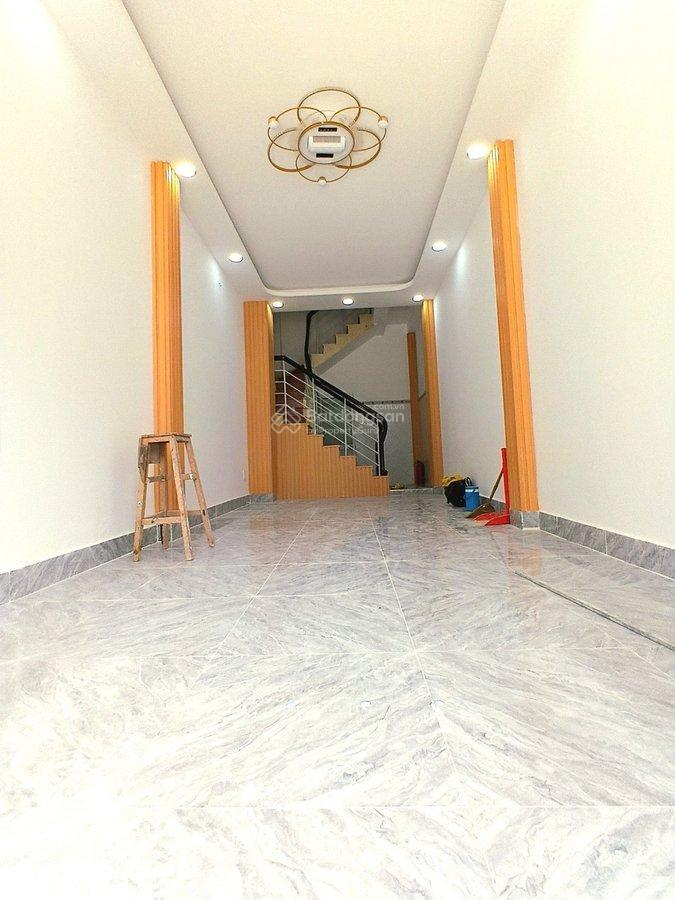 Nhà mặt tiền phan văn trị quận 5, sát quận 1  4 tầng, 28,8m², dòng tiền 300tr/năm, tiện kinh doanh