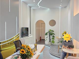 Bán nhà 2 mặt tiền khu tân định quận 1, dòng tiền khủng 81tr/th, có thang máy, giá 18.5 tỷ!