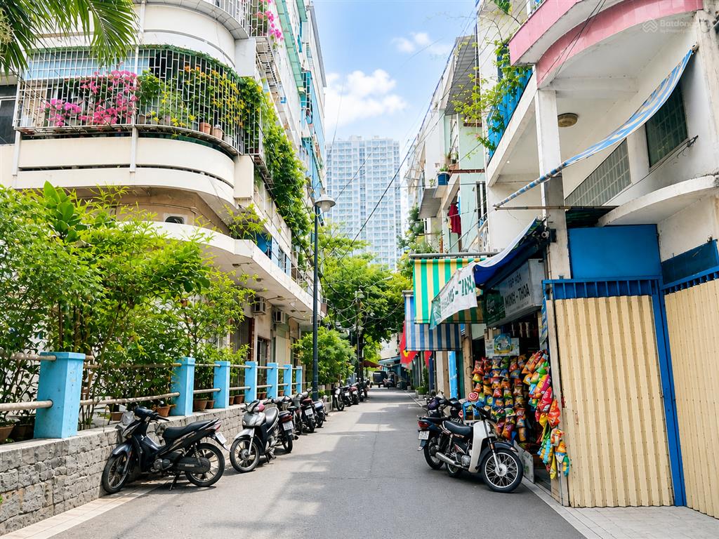 Bán nhà quận 1, hẻm ô tô thông trần hưng đạo, 3 tầng btct, 3pn, chốn an cư lý tưởng, giá 8,39 tỷ