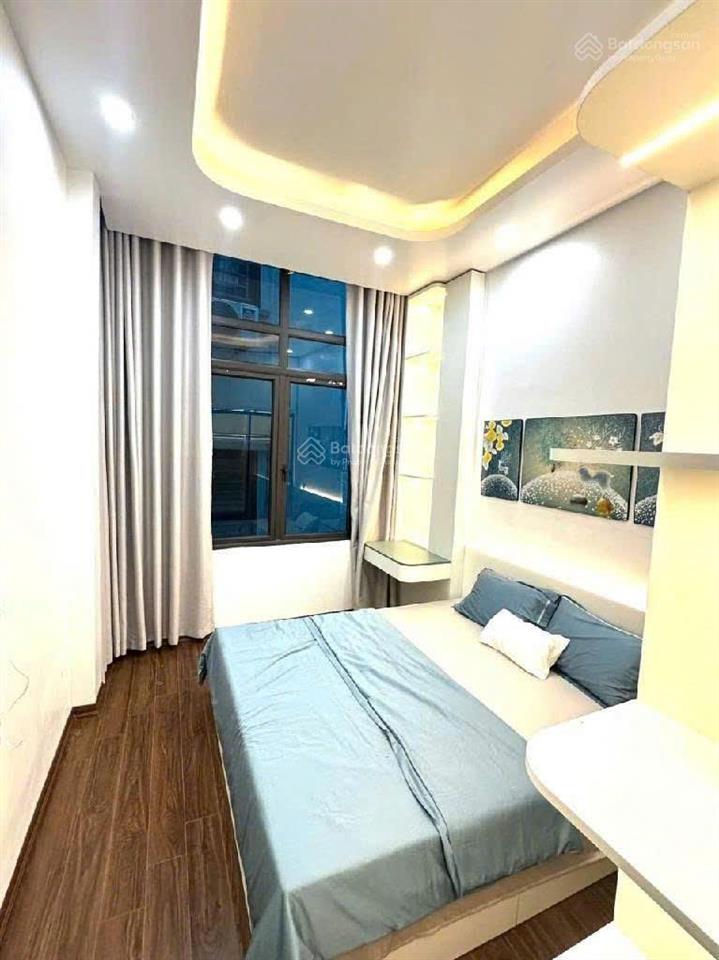 Quan nhân  thanh xuân  ô tô đỗ cửa  lô góc  xây mới 5 tầng  diện tích 30m2  giá 8,38 tỷ