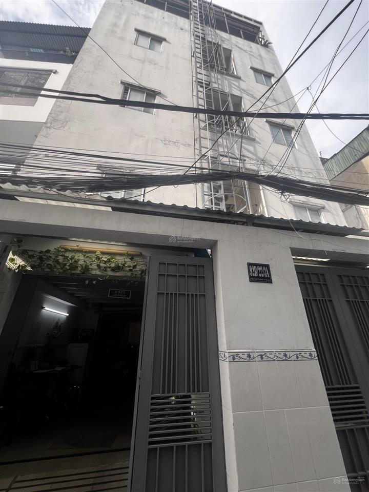 Bán tòa nhà dòng tiền 100m  ngang gần 8m  4 tầng  20 phòng  net 50tr/tháng  xóm chiếu q4