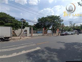 Bán đất gấp tại long bình, có nhà nát, ngay trung tâm trại bò, phù hợp cho thầy cô giáo mua dạy học