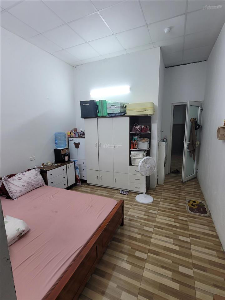 4tr, phòng 105 tại biệt thự hh4 kđt việt hưng, vào ở luôn. diện tích 34 m².