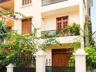 Bán đất tặng nhà 3 tầng 77,2 m2, lô góc 3 mặt thoáng, giá 14 tỷ, phan đinh giót, la khê hà đông