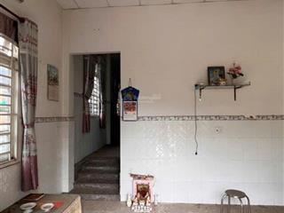 137m² ngang 6.1m . giá này hiện tại không có căn thứ 2 trong khu vực.